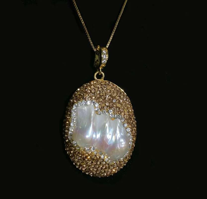 Collia Baroque Pearl & Golden Crystals Necklace